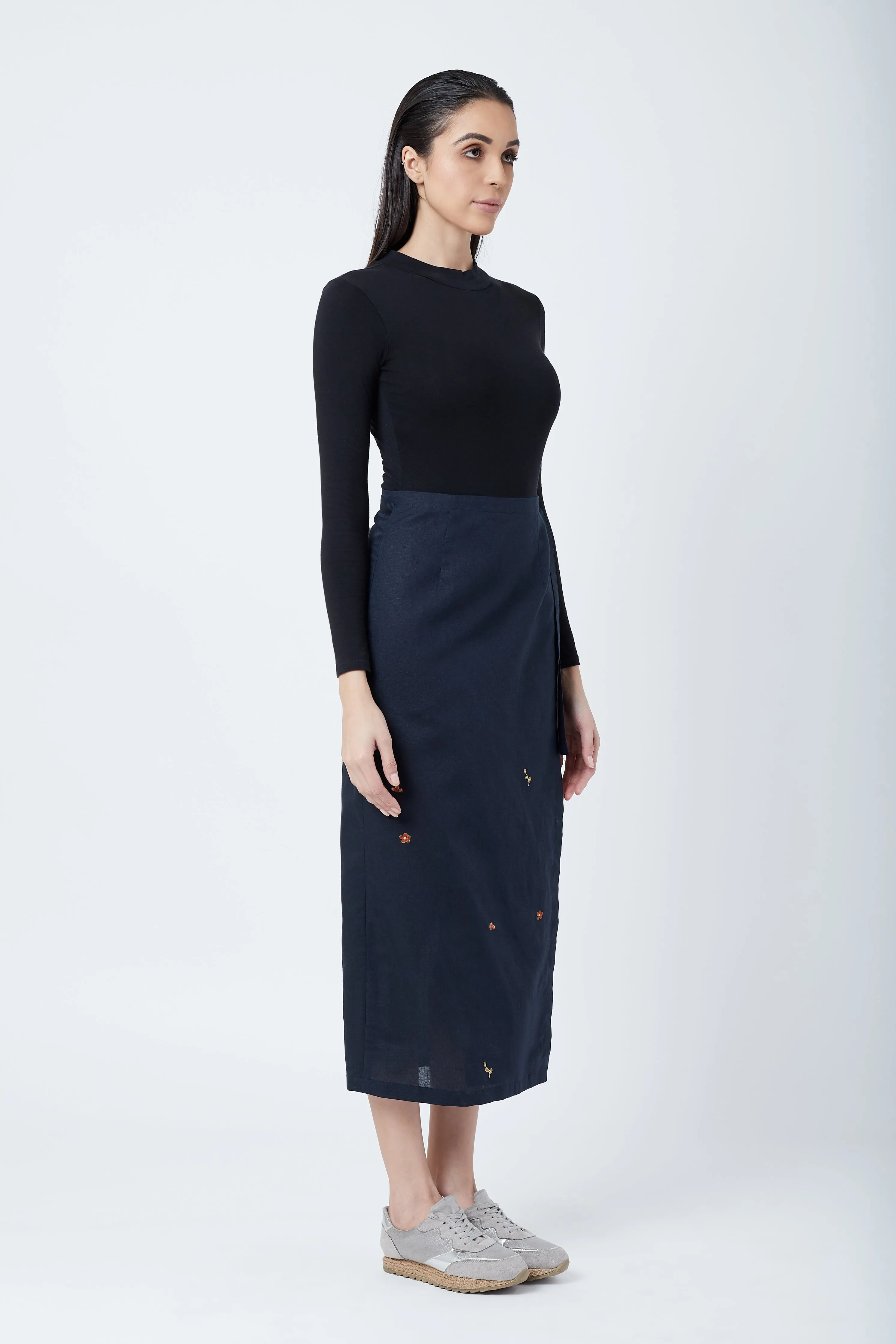 Alicia Black Skirt