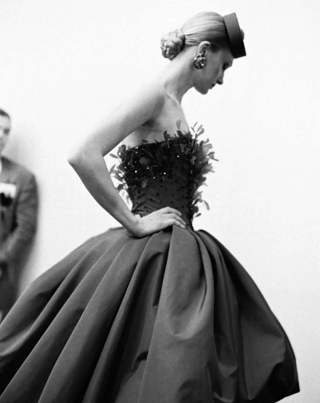 Extraordinary Fall 1996 Nina Ricci by Girard Pipard Haute Couture Feather & Beaded Silk Dress