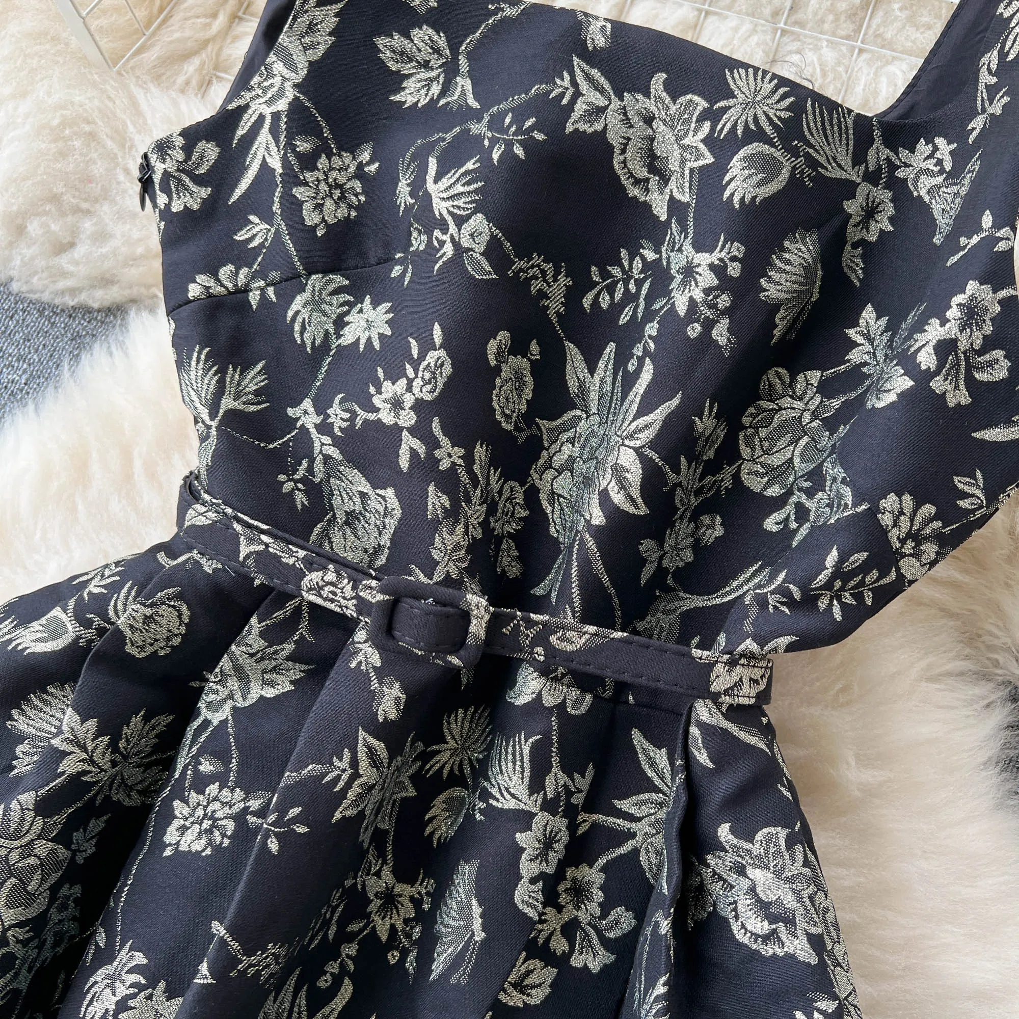 High-end Backless Floral Slip Dress