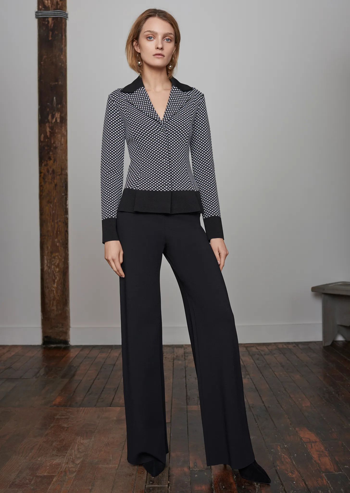 Maurelle – Structured Blazer with Thick Black Trim and Diamond Pattern