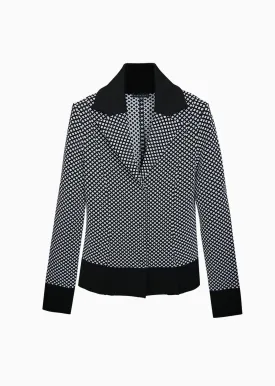 Maurelle – Structured Blazer with Thick Black Trim and Diamond Pattern