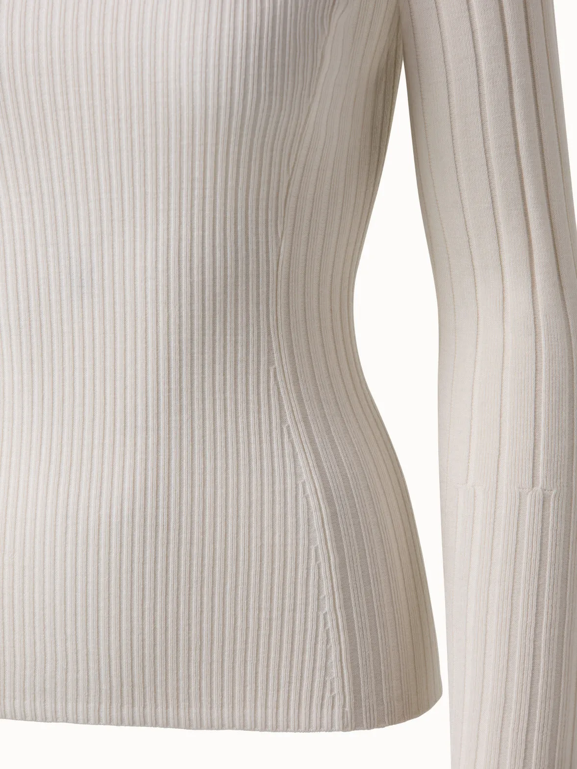 Merino Scoop Neck Pullover