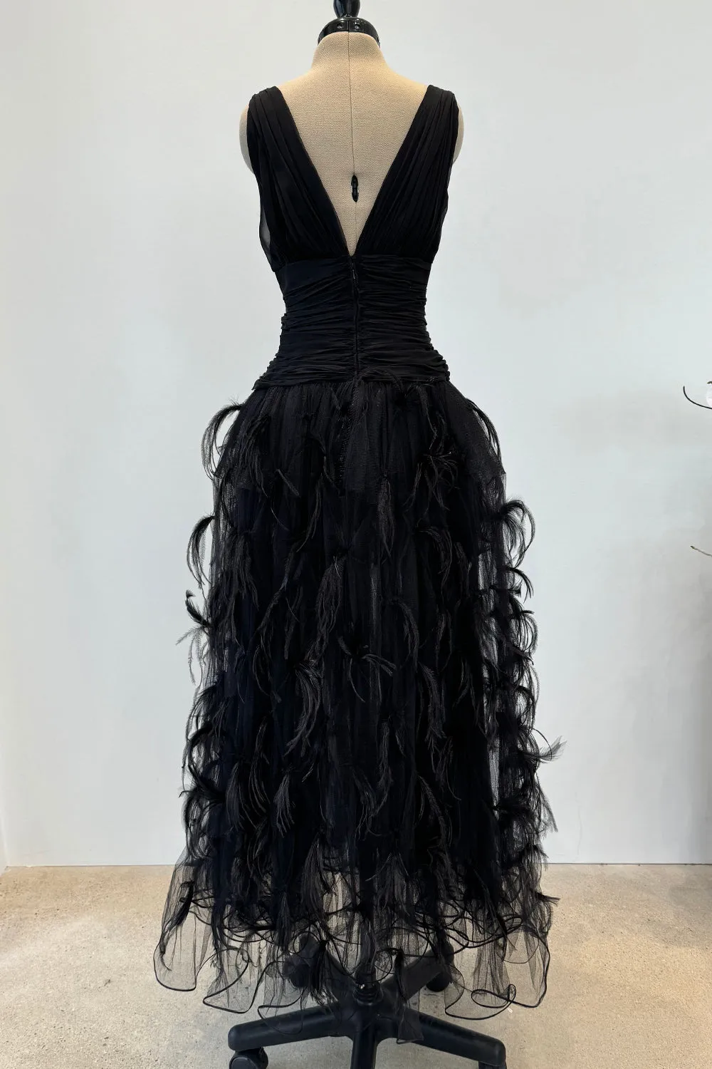 Pierre Balmain Fall 2000 Haute Couture Silk Chiffon, Net & Feather Skirt Dress - 12.5-14" W