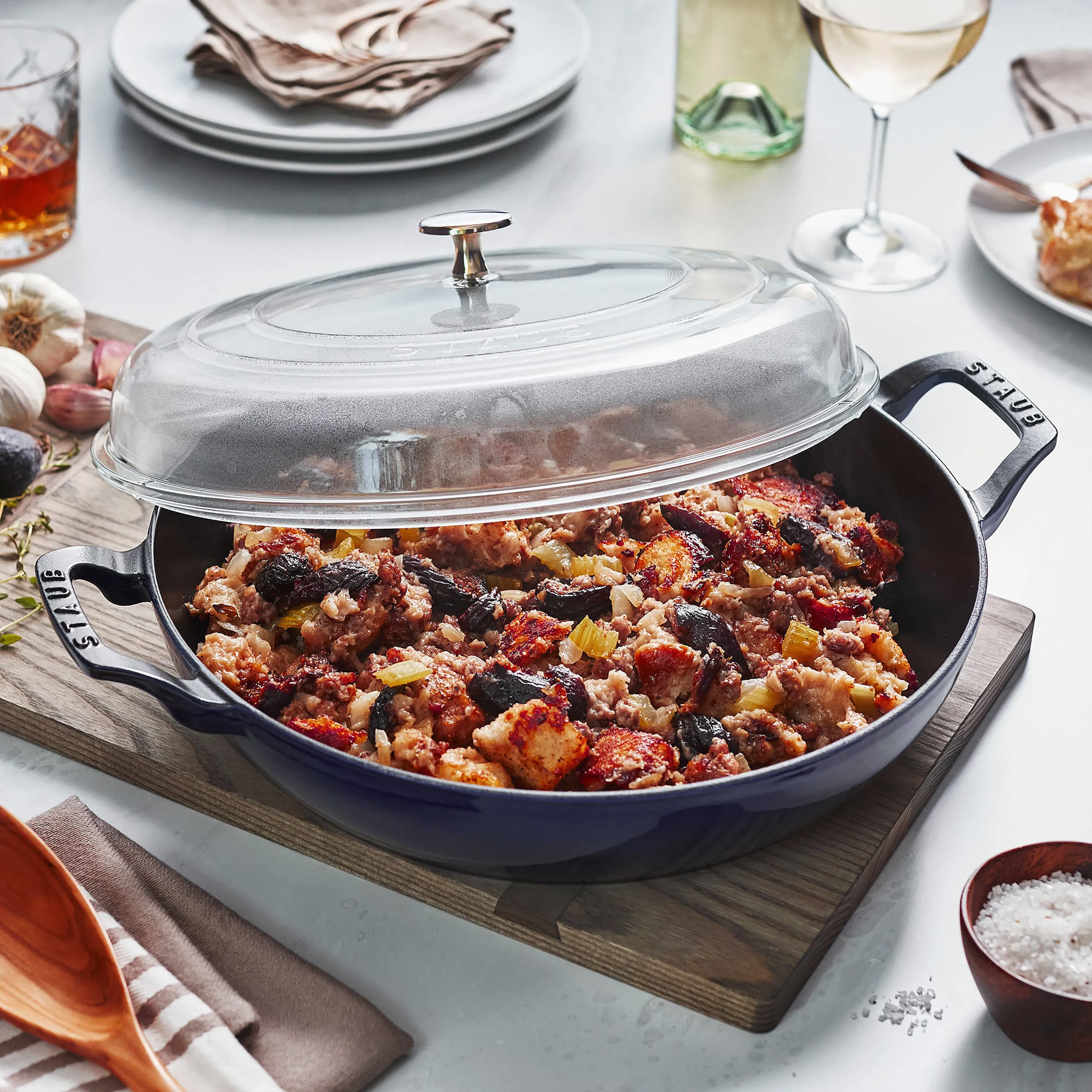 Staub 3.5-quart Sapphire Blue Braiser with Glass Lid