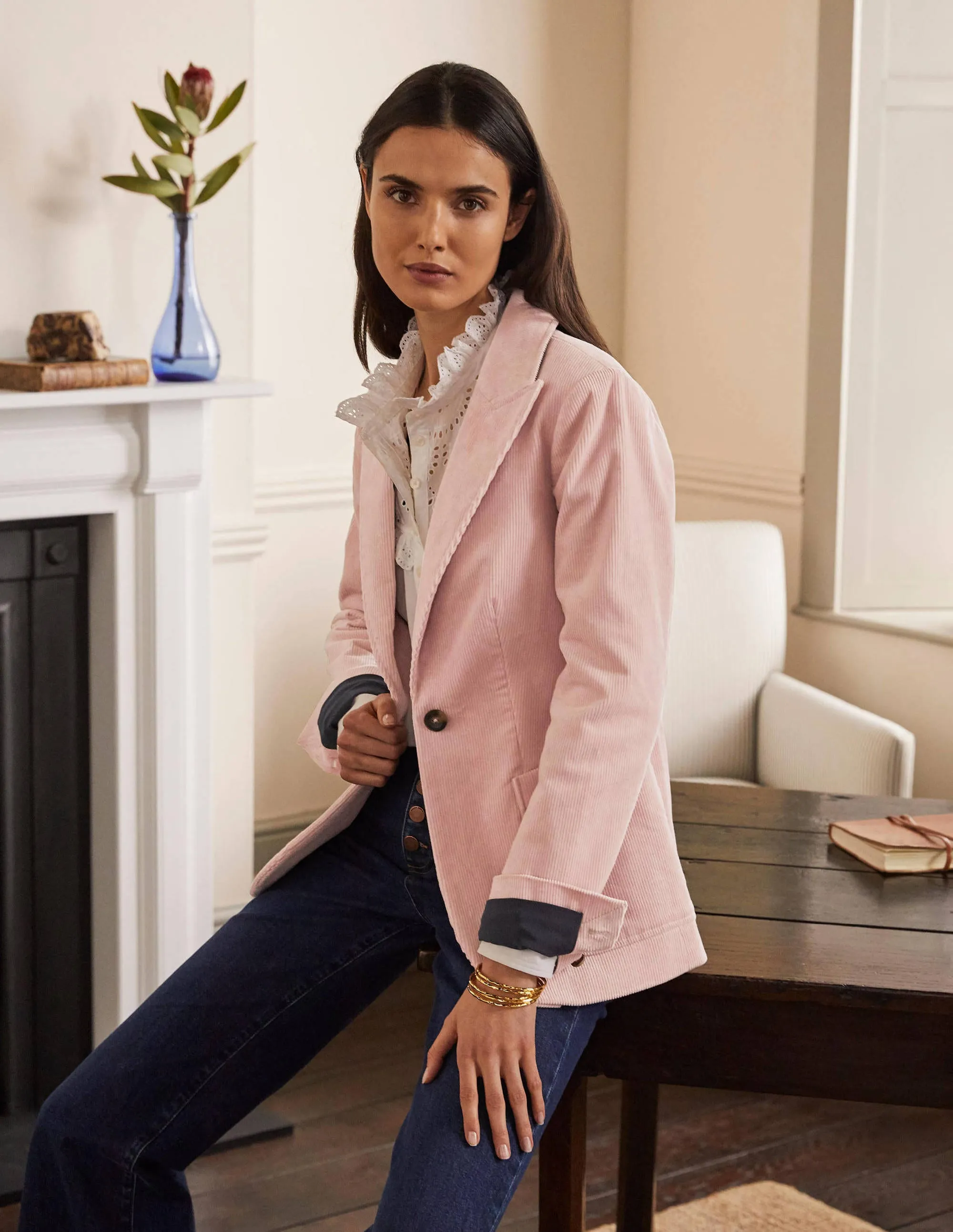 Victoria Cord Blazer-Milkshake