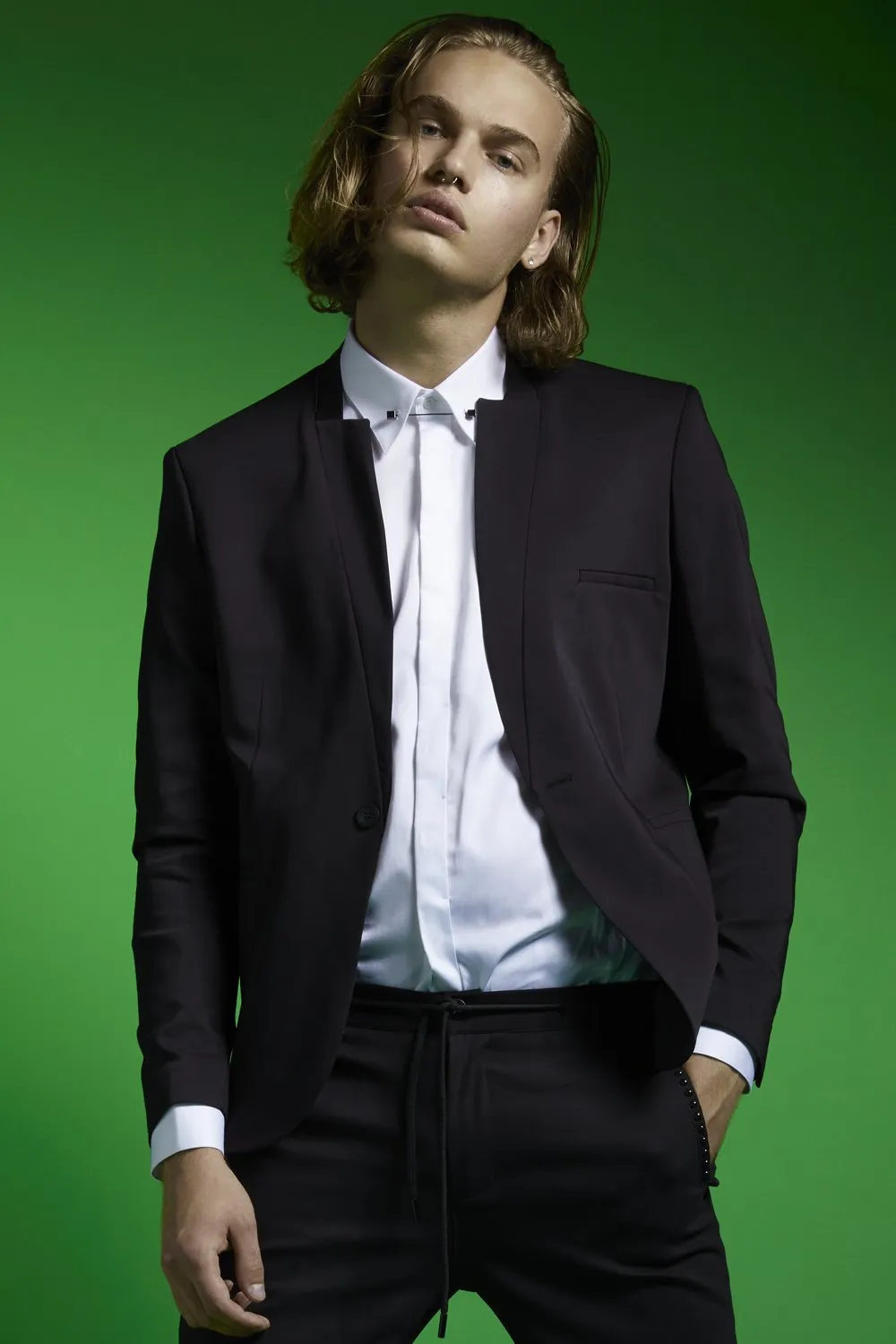 Wrinkle Free Super Stretch Tech Hybrid Blazer- Navy