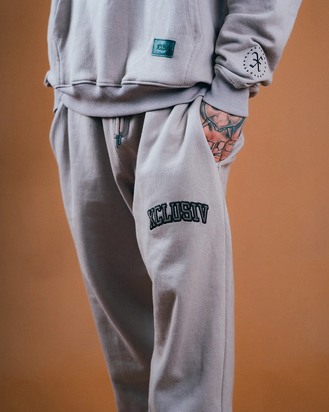 XCLUSIV CEMENT VARSITY PANTS